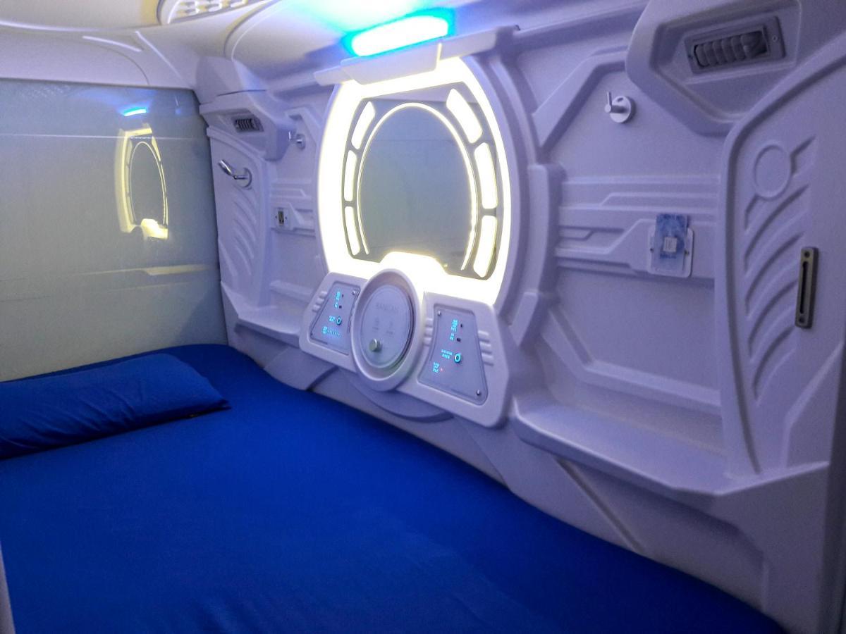 Bangau - Short Term Rest Area Capsule Hotel Sepang Exterior foto